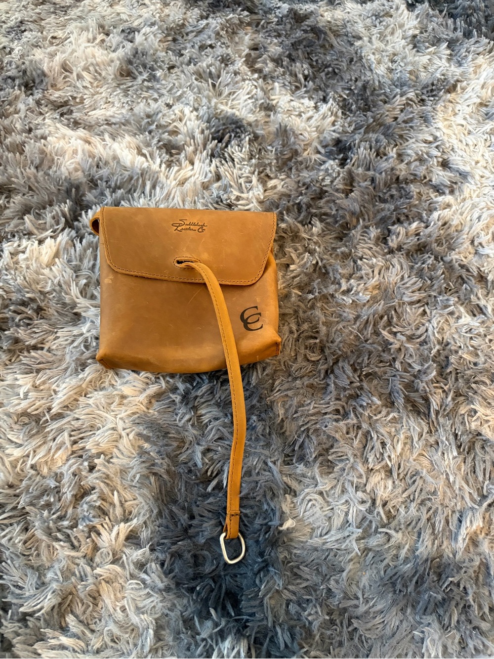 Saddleback Leather Co Tobacco Tan Full Grain Leather Pouch Crossbody Bag CC Logo
